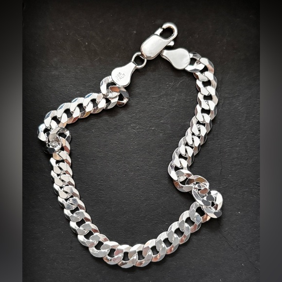 Classic Men's Cuban Link Bracelet - Silver
